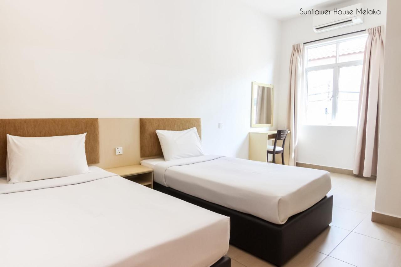 Hotel Sunflower - Hls Melaka Zewnętrze zdjęcie