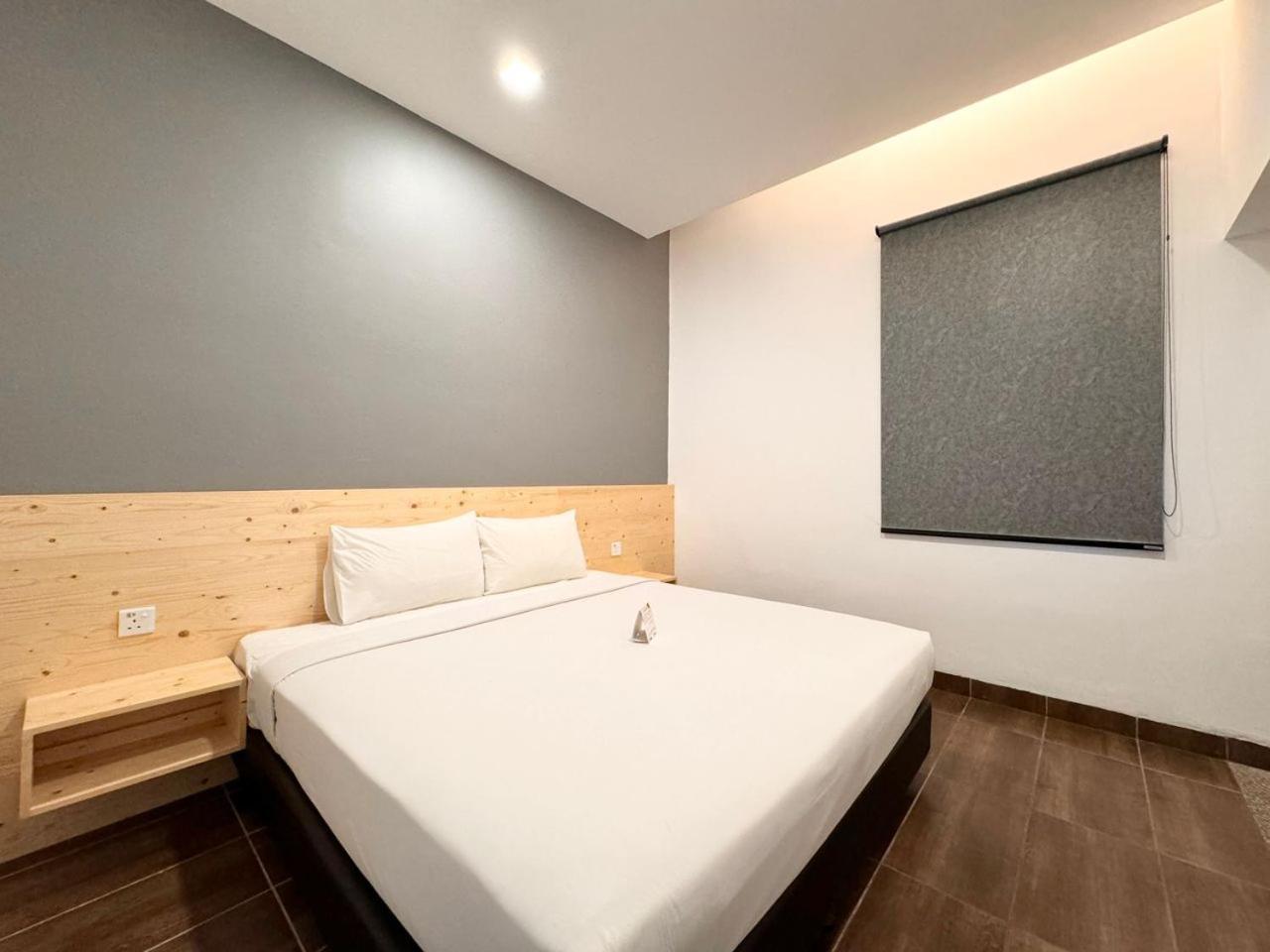 Hotel Sunflower - Hls Melaka Zewnętrze zdjęcie